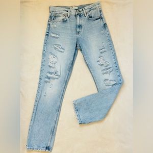 Zara jeans size 6